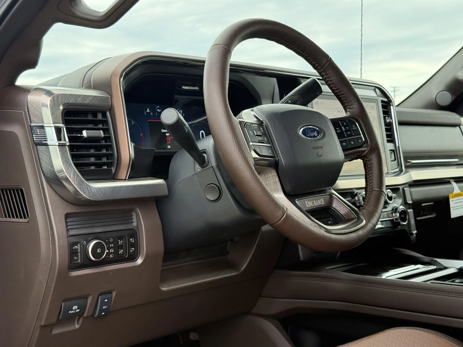 New 2026 Glacier Gray Metallic Tri-Coat Ford F-250® King Ranch® image 11