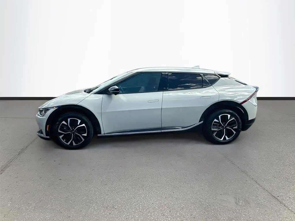 Certified Used 2023  Kia Wind image 4
