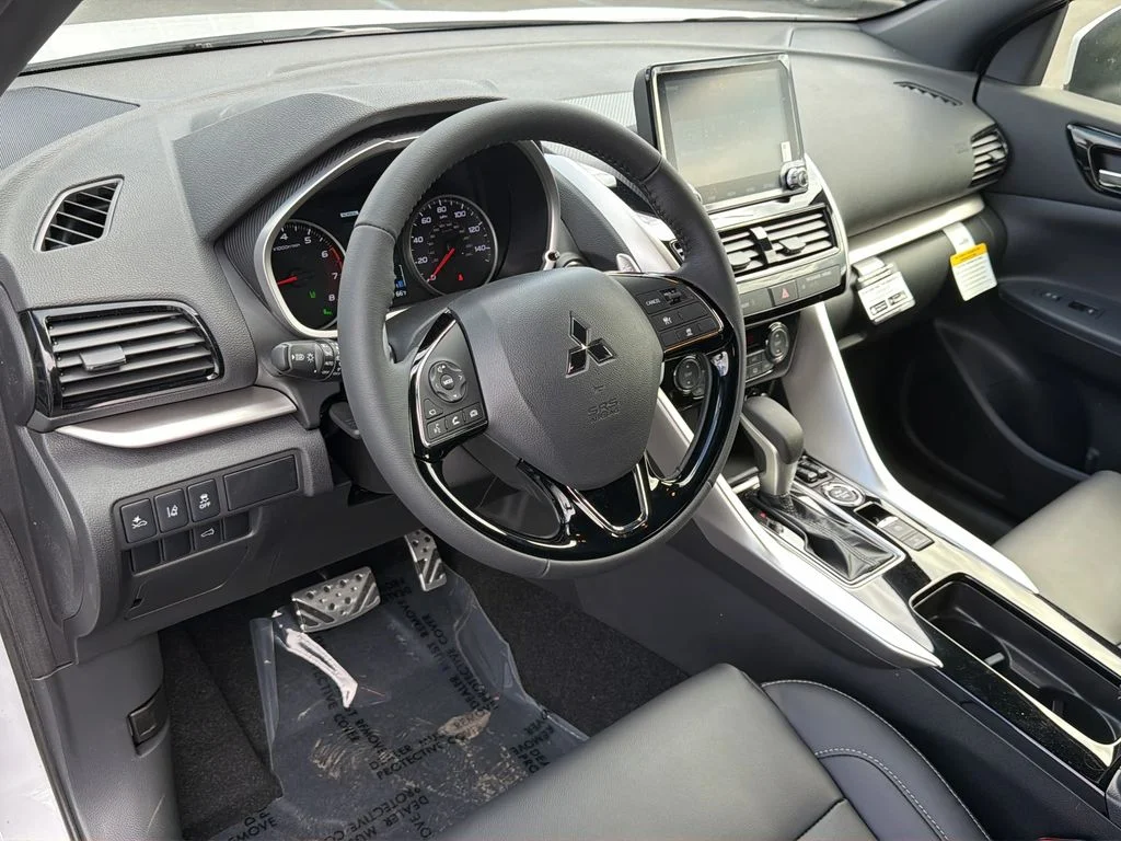 New 2026 White Diamond Mitsubishi SEL AWD image 14