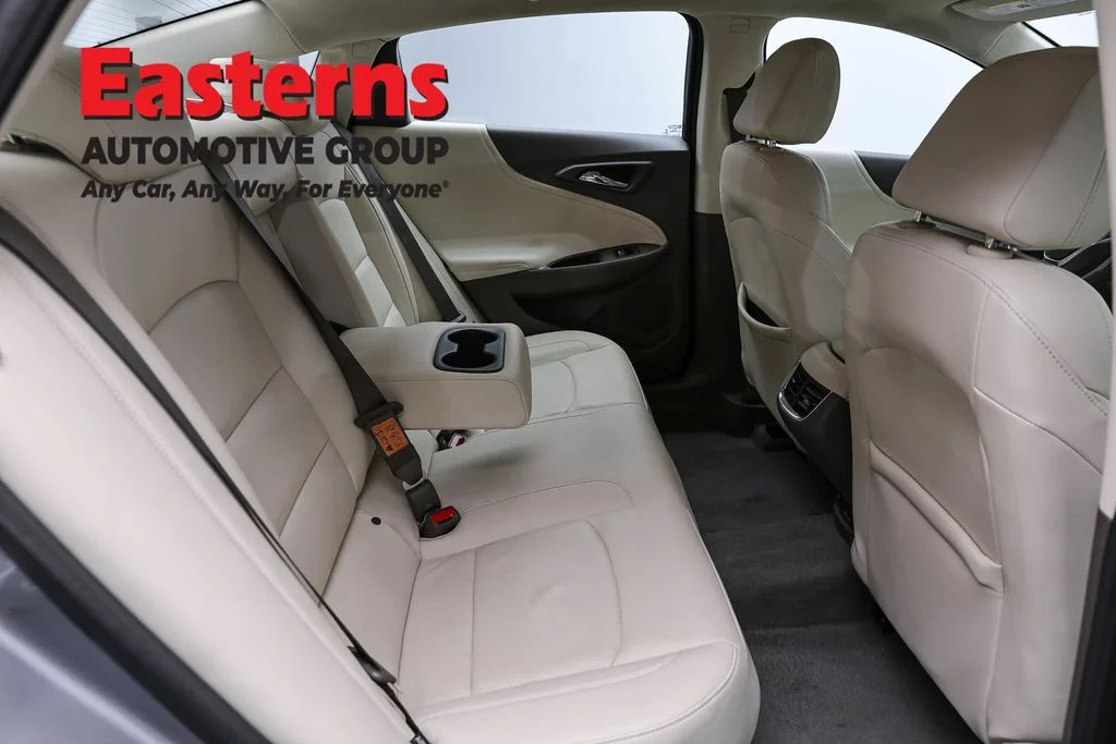 Used 2024 Gray Chevrolet LT image 25