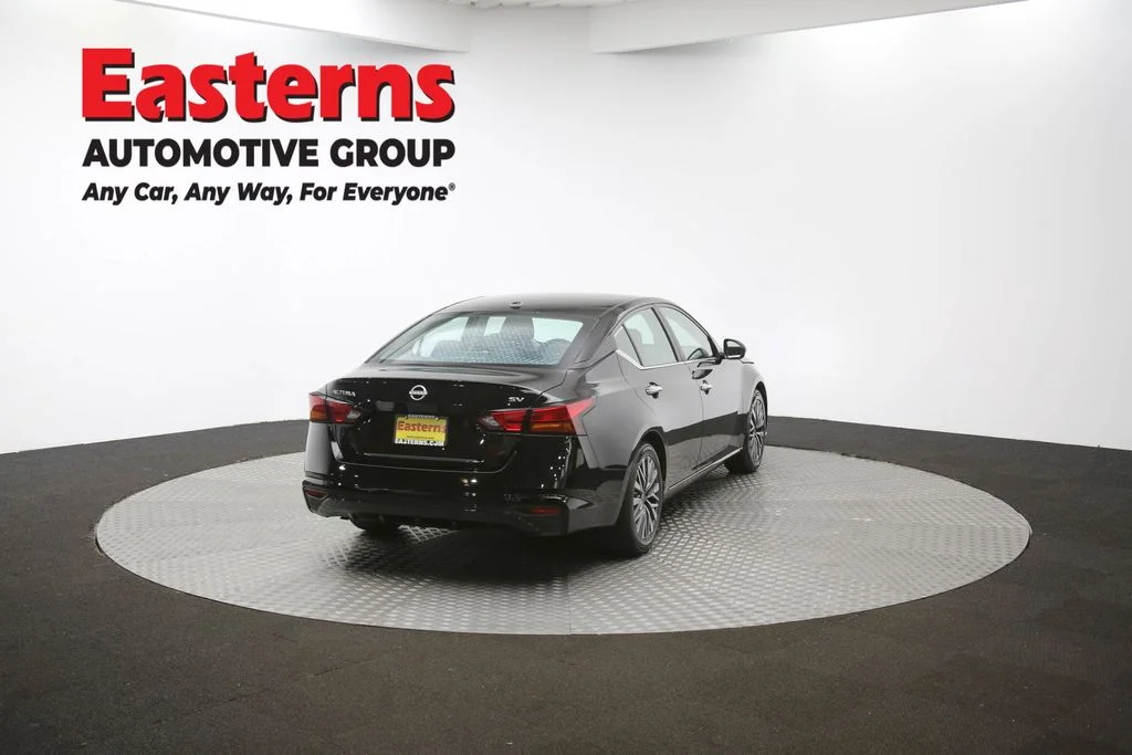 Used 2024 Black Nissan 2.5 SV image 38