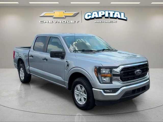 Used 2023 Silver Ford XLT image 7