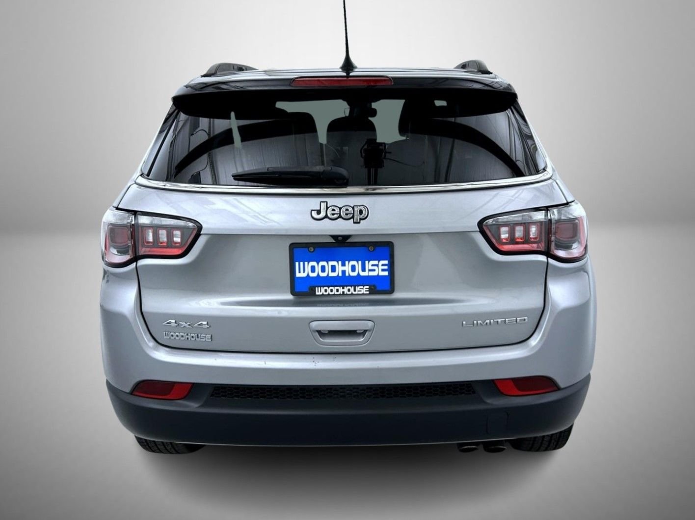 Used 2022 Silver Jeep Limited image 6