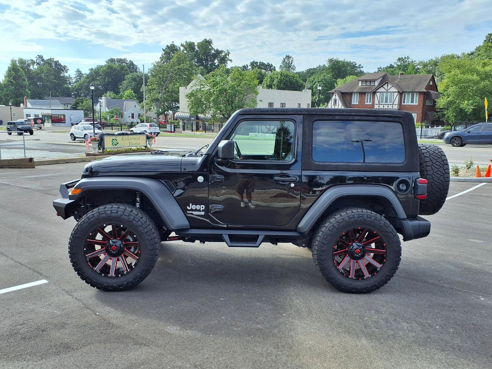 Used 2021 Black Clearcoat Jeep Sport S image 25