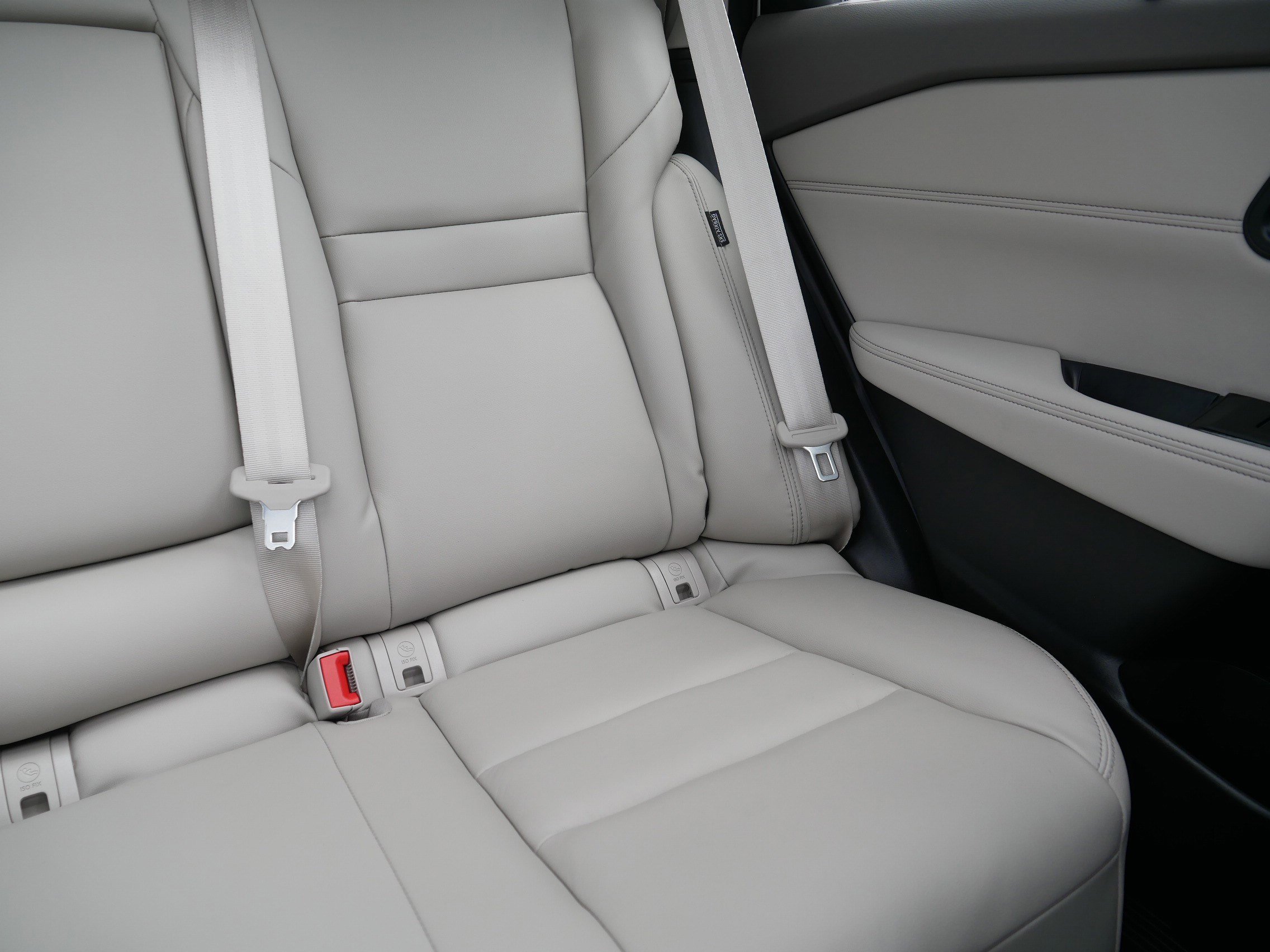 Certified Used 2023 Pearl White Tricoat Nissan SL image 14