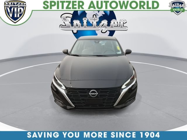 Used 2024  Nissan 2.5 SV image 3