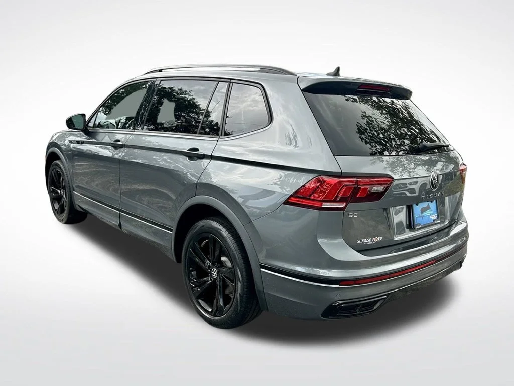 Certified Used 2023 Platinum Gray Metallic Volkswagen 2.0T SE R-Line Black image 7