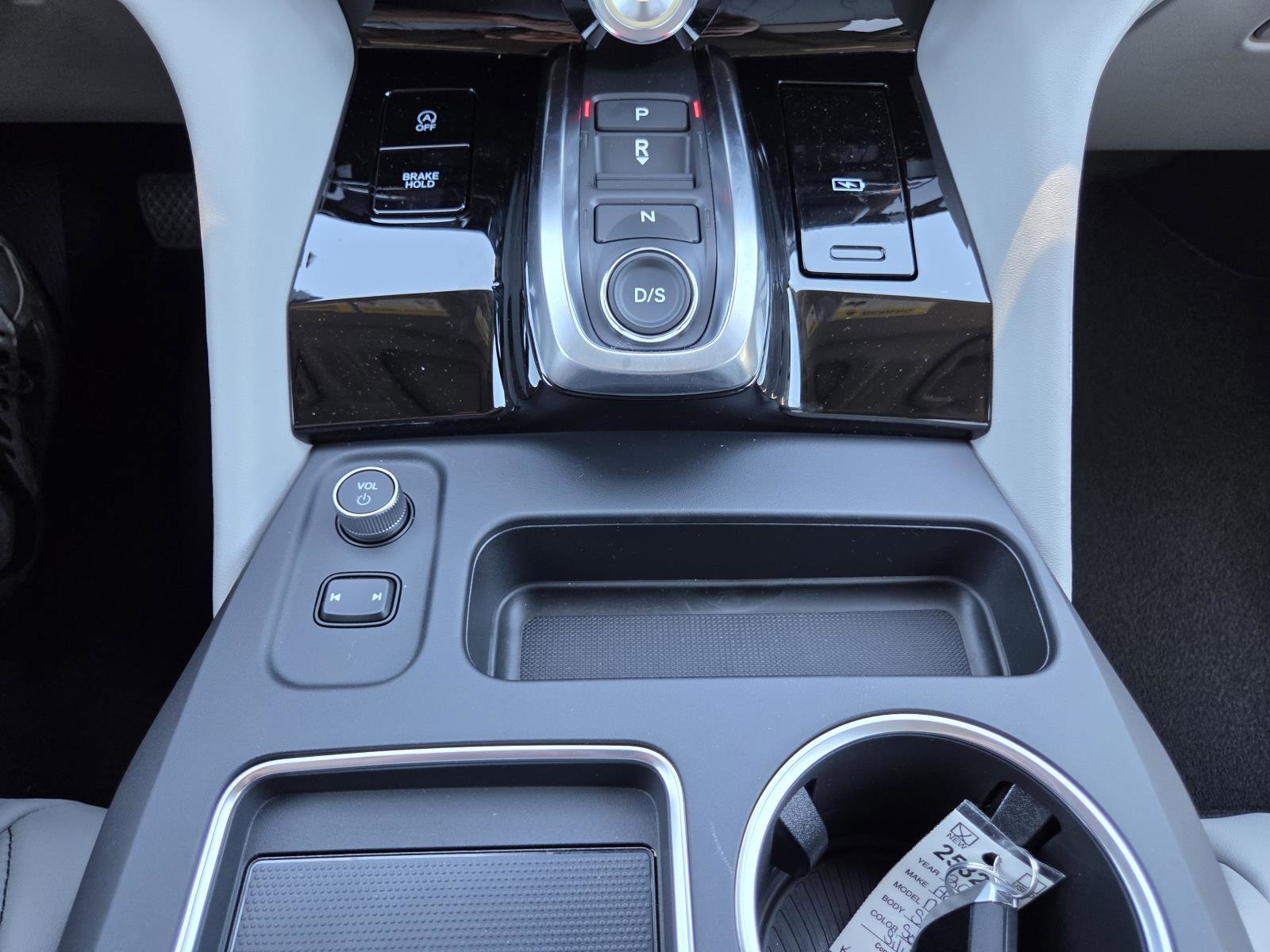 New 2026 Solar Silver Metallic Acura w/Technology Package AWD image 18