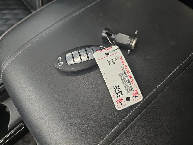 Used 2021 Mineral Black INFINITI Sensory image 30