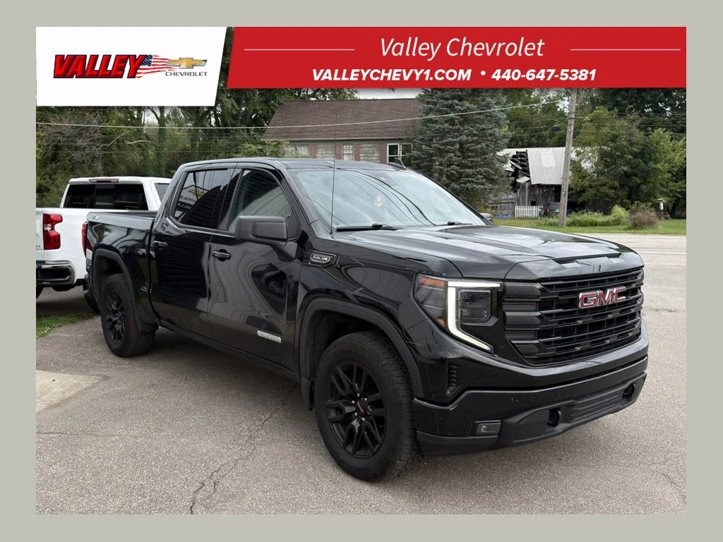 Used 2022 Black GMC Elevation image 1