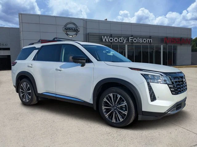 New 2026 Everest White Pearl TriCoat Nissan Platinum image 1