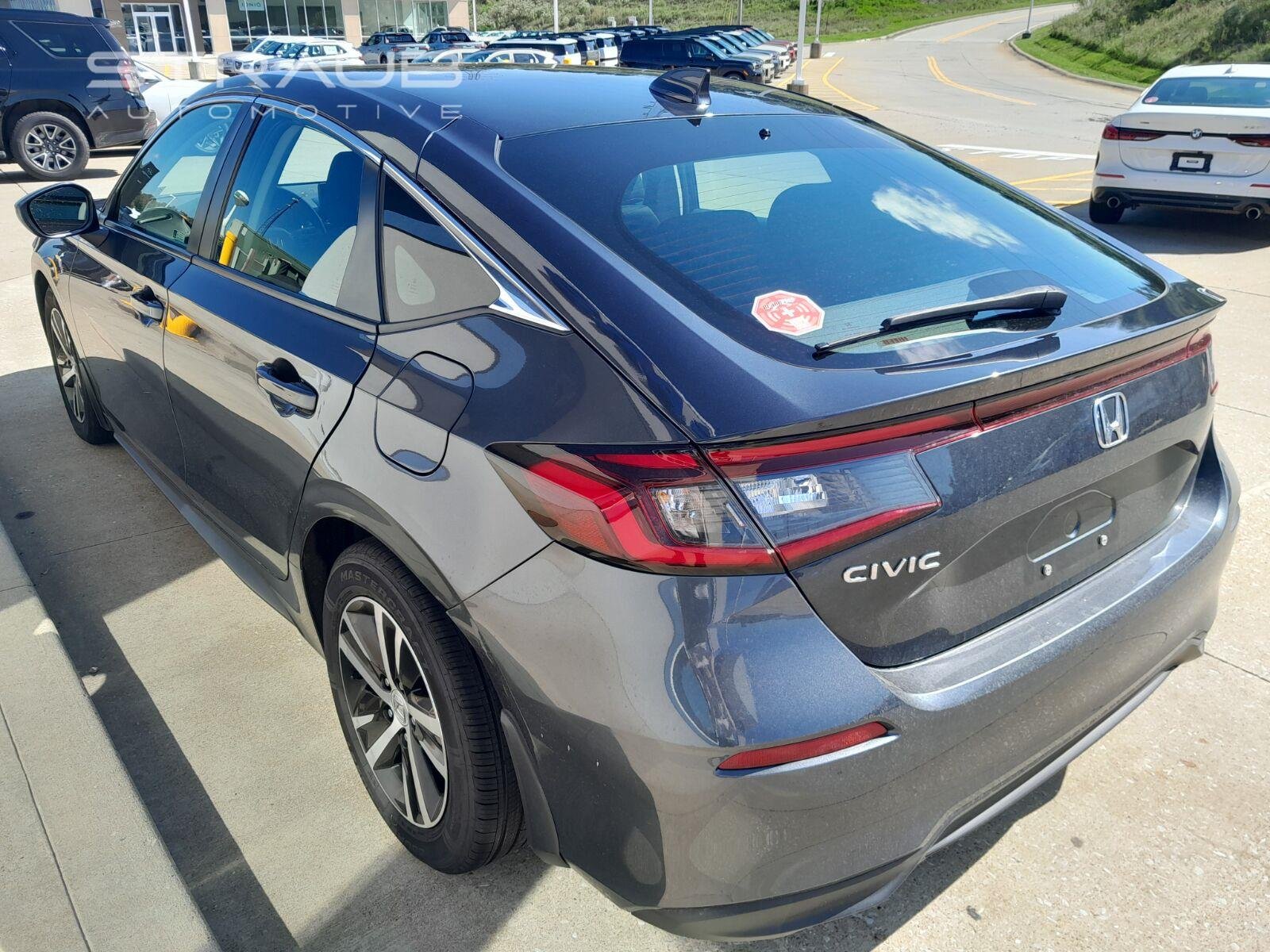 Used 2023 Meteorite Gray Metallic Honda  image 7