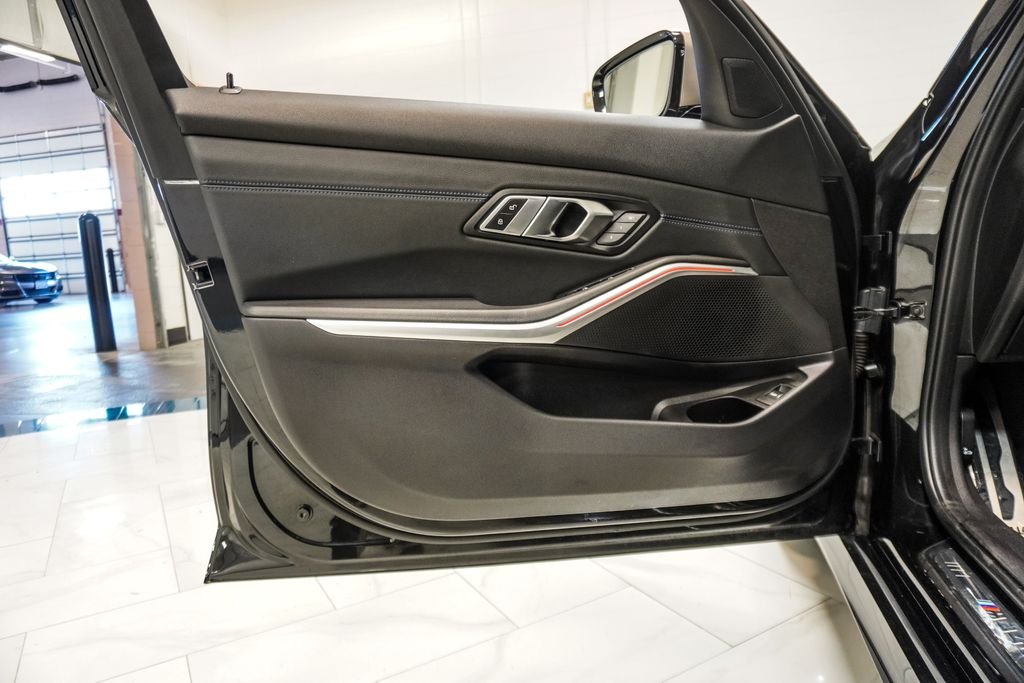 Used 2021 Black BMW M340i xDrive image 18