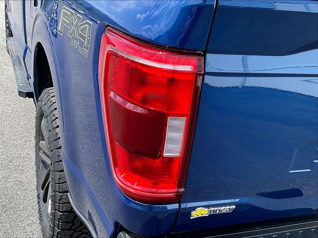 Used 2022 Blue Ford XLT image 32