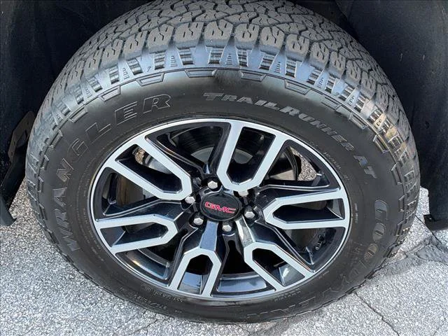 2025 GMC Sierra 1500 AT4 - Photo 37