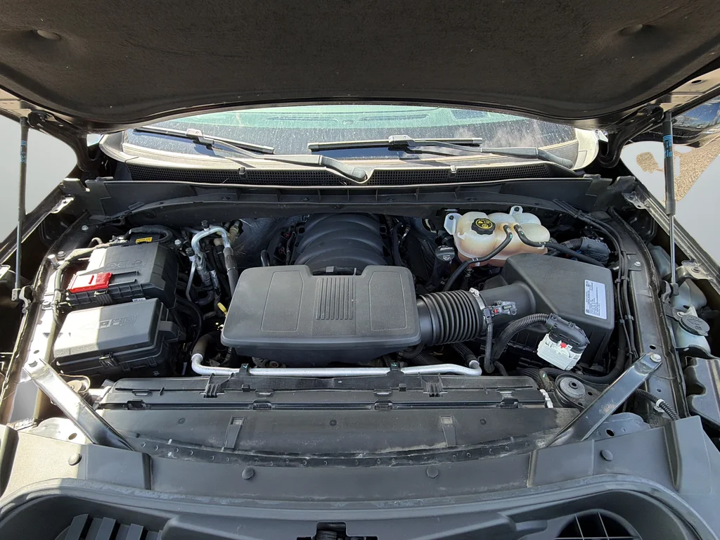 Used 2021 Black Cadillac Sport image 21