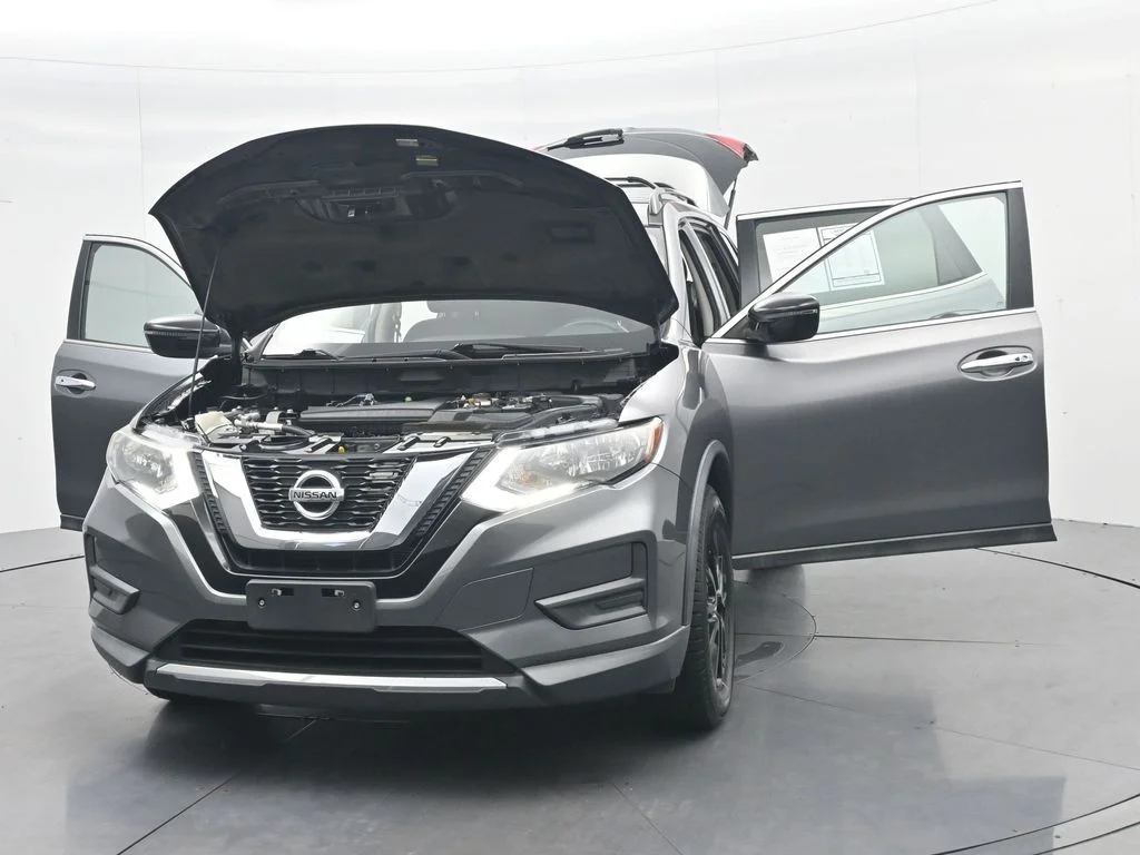 Used 2017 Gun Metallic Nissan SV image 48
