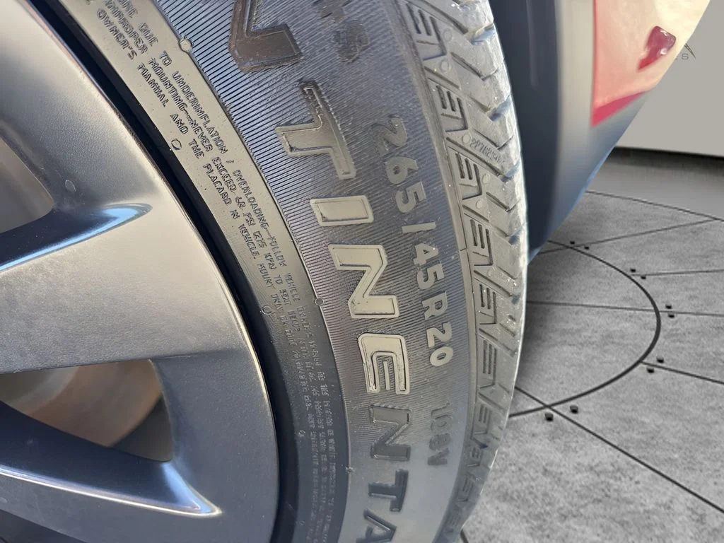 Used 2023 Red Tesla Plaid image 4