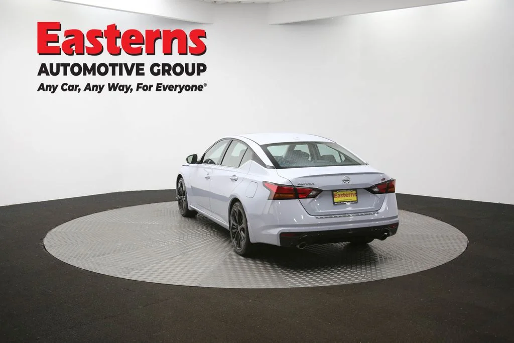 Used 2023 Gray Nissan 2.5 SR image 65