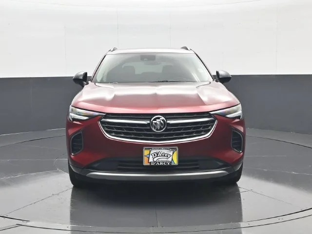 Used 2022 Red Buick Preferred image 2