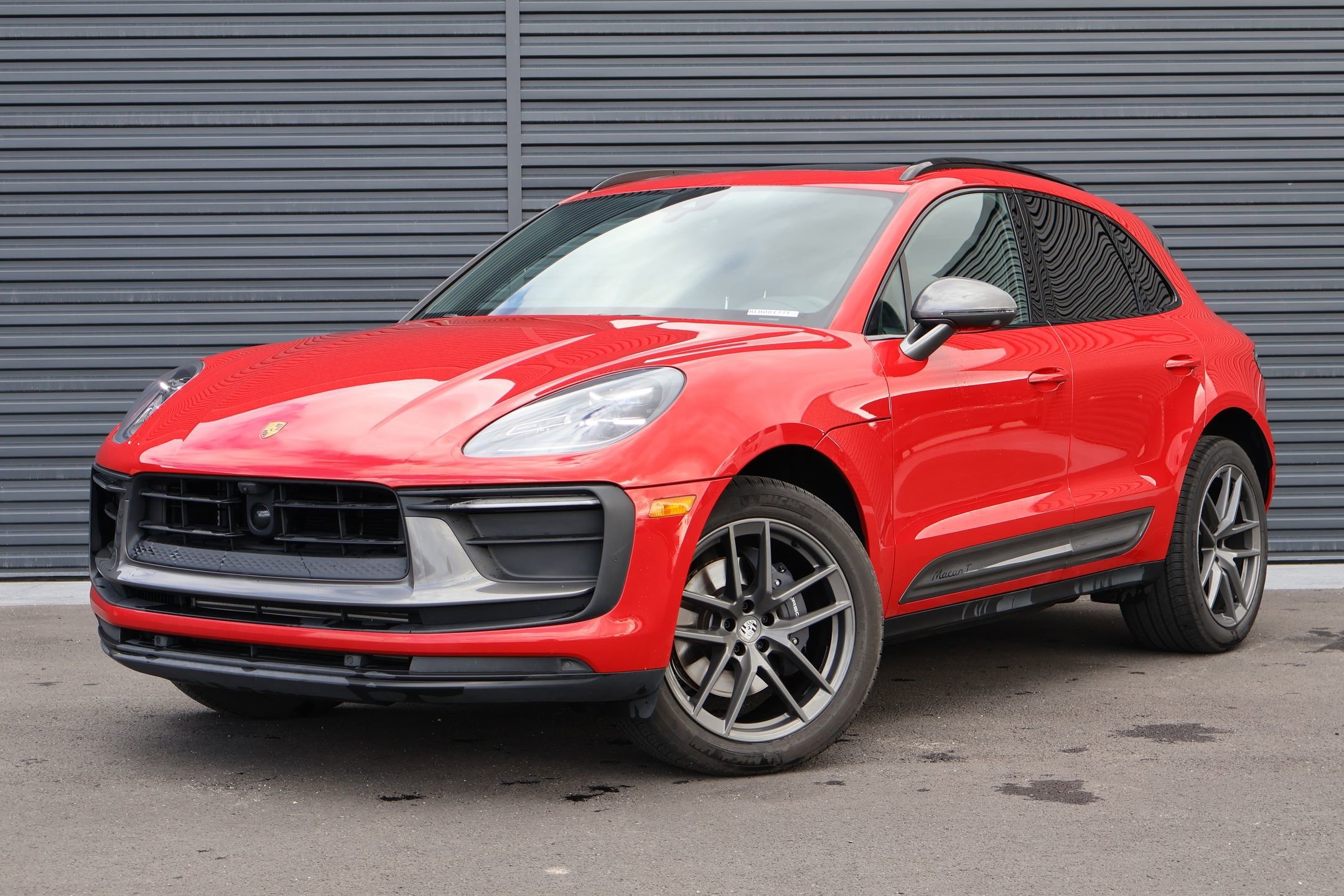 2024 Porsche Macan T