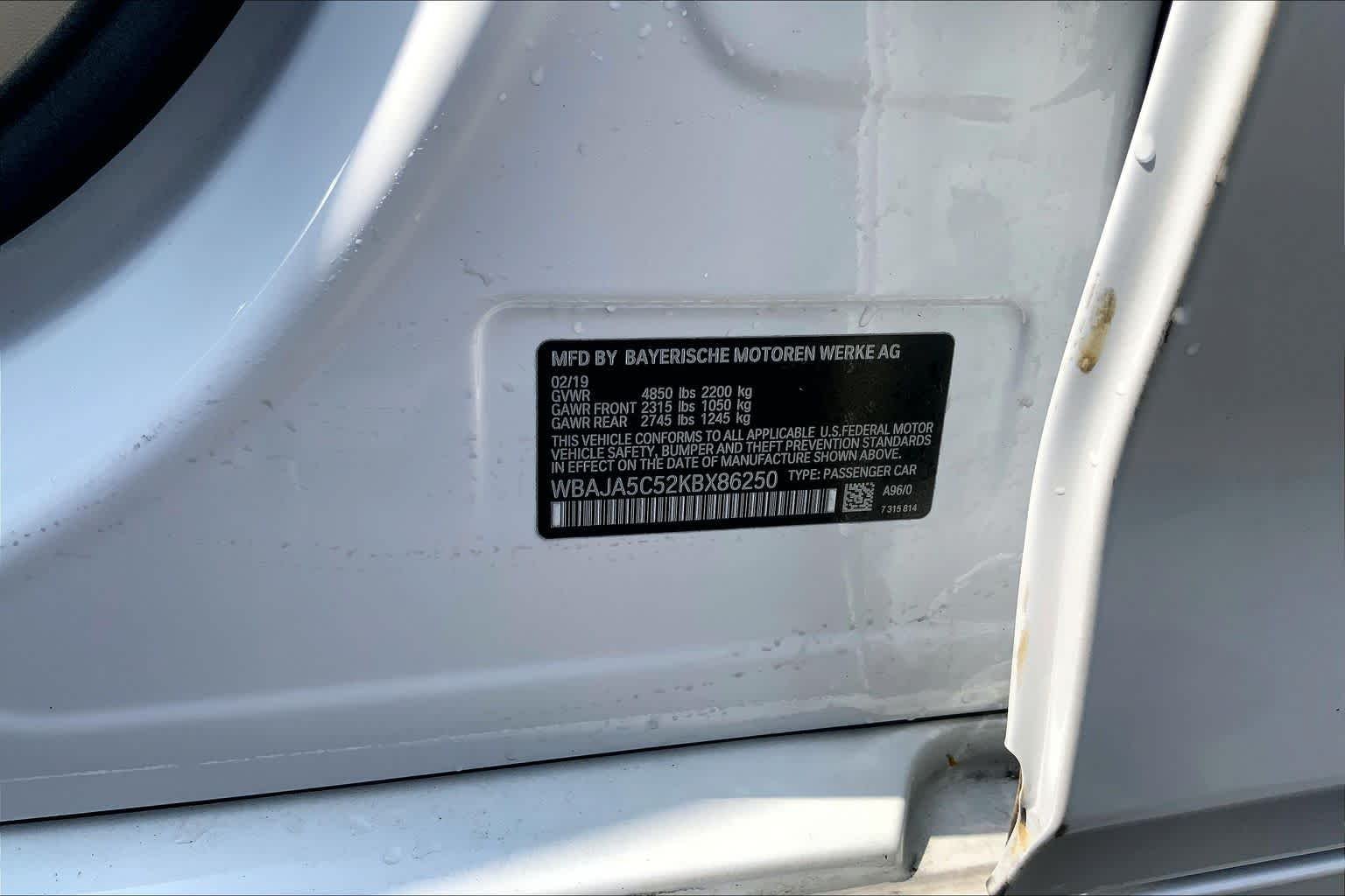 Used 2019 Mineral White Metallic BMW 530i image 34