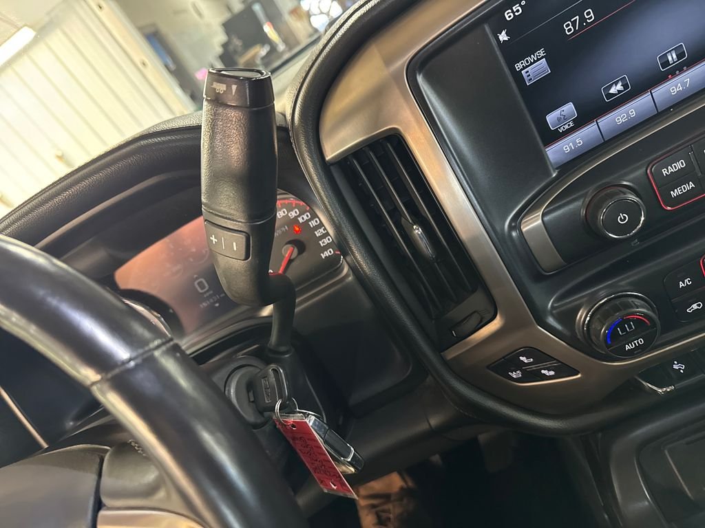 Used 2015 Black GMC Denali image 25