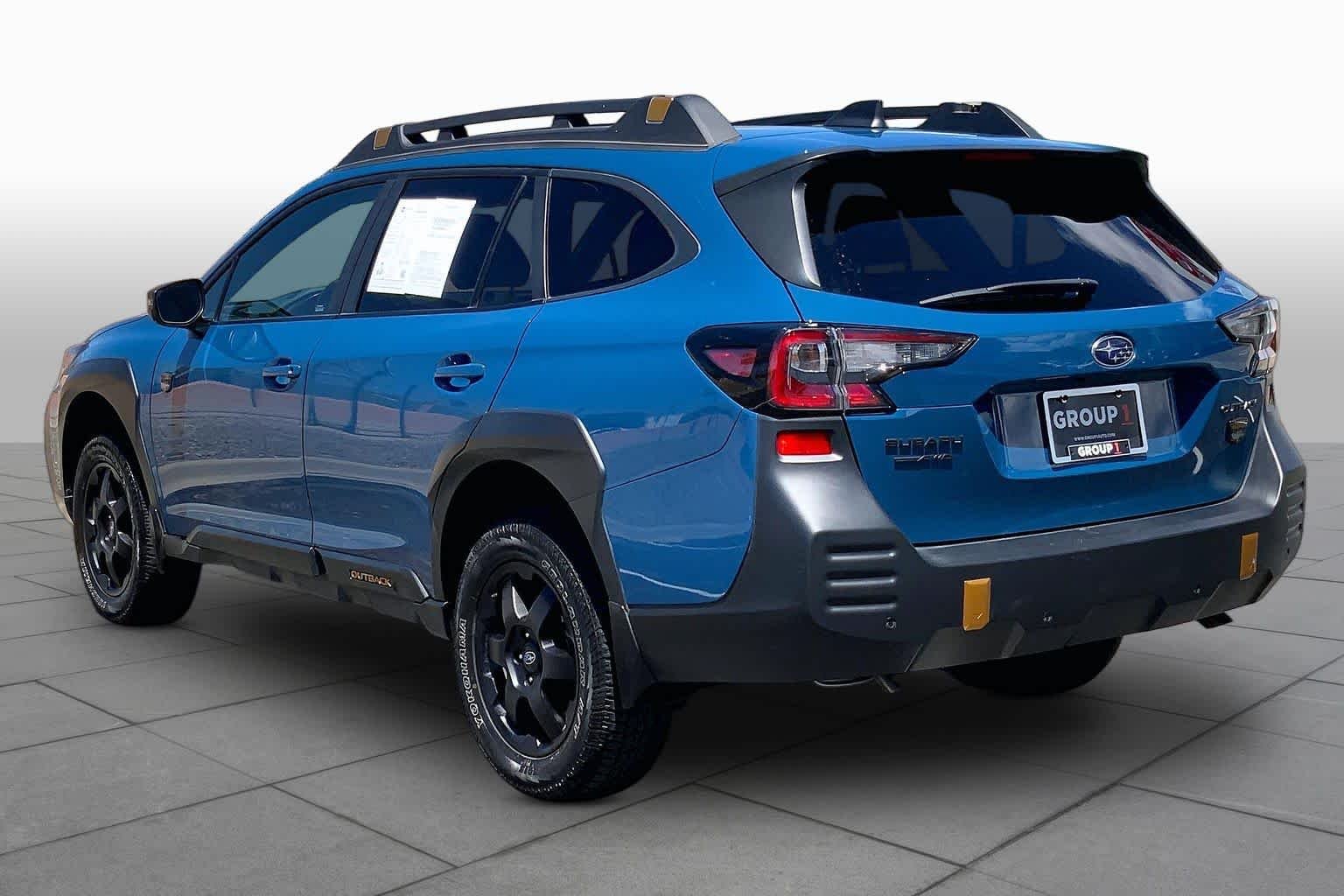 Used 2025 Geyser Blue Subaru Wilderness image 11