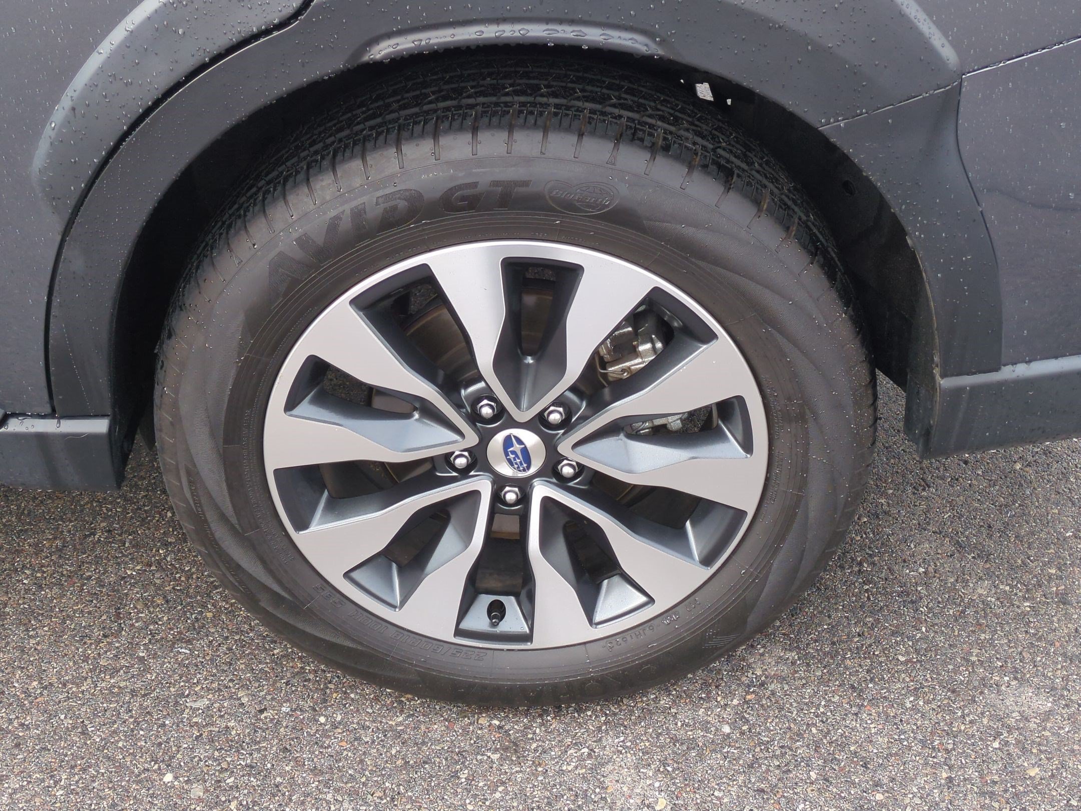Used 2024 Magnetite Gray Metallic Subaru Limited image 11
