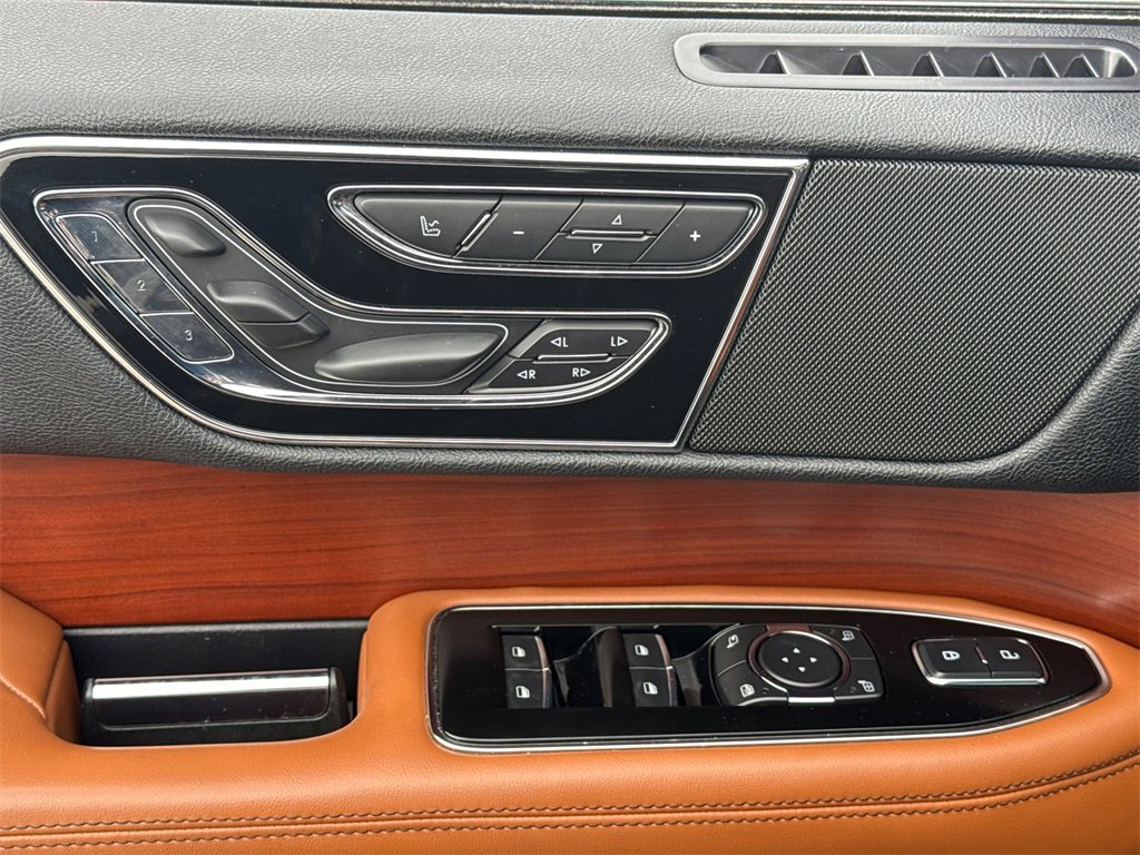 2020 LINCOLN NAVIGATOR L - Image 14