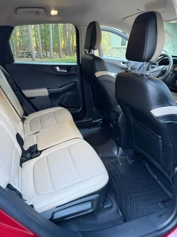 Used 2020 Rapid Red Metallic Tinted Clearcoat Ford Titanium image 5
