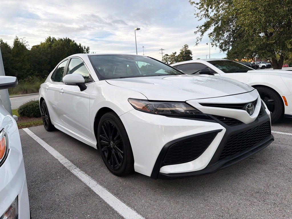 Used 2023 White Toyota SE image 16
