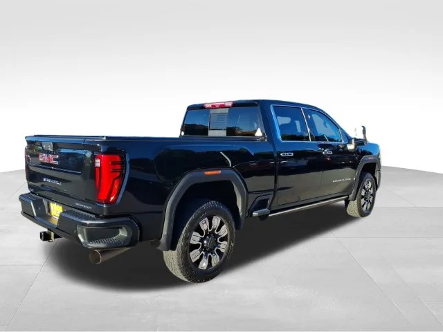 Used 2024 Black GMC Denali image 10