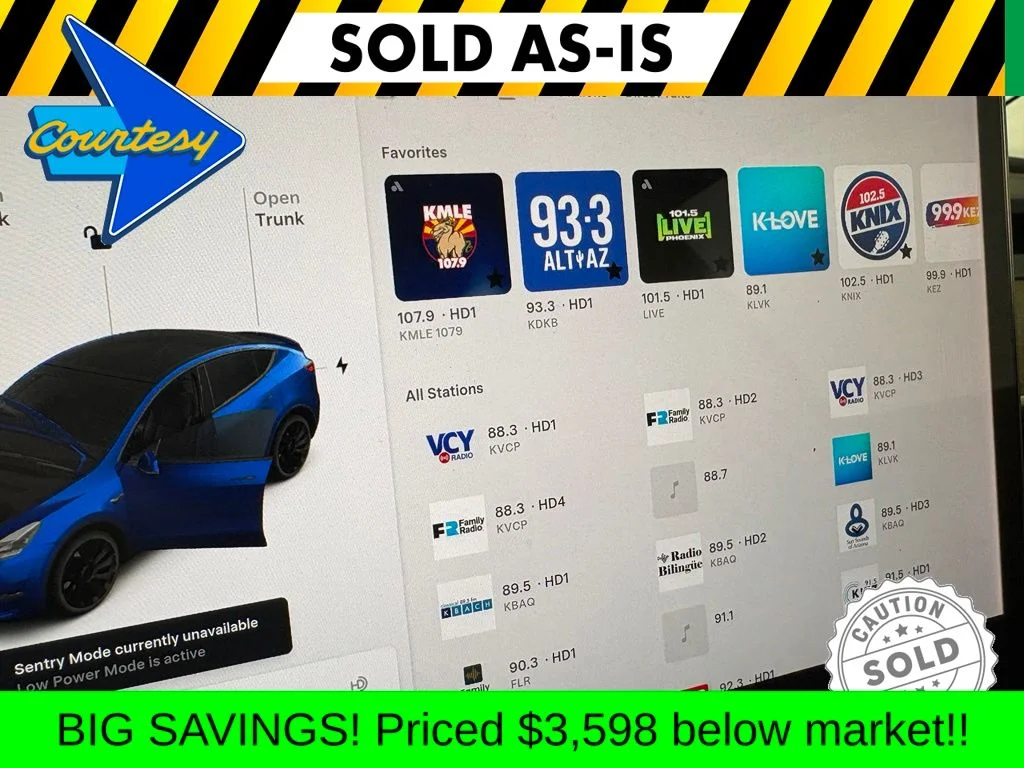 Used 2021 Blue Tesla Performance image 25
