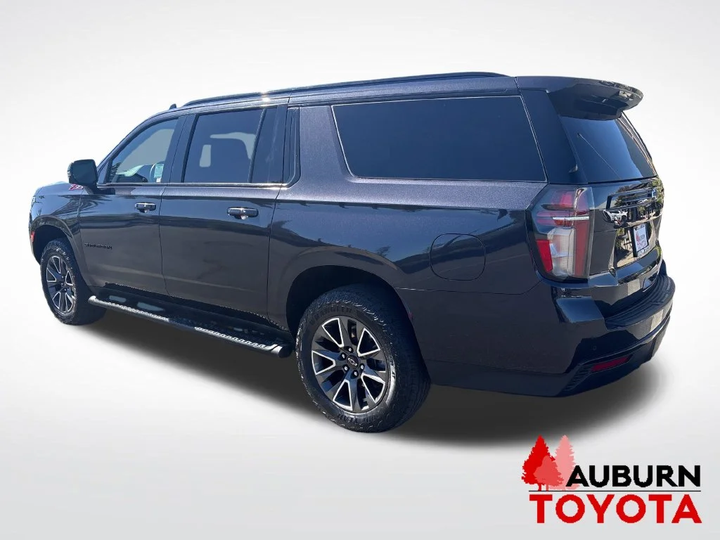Used 2024 Dark Ash Metallic Chevrolet Z71 image 7