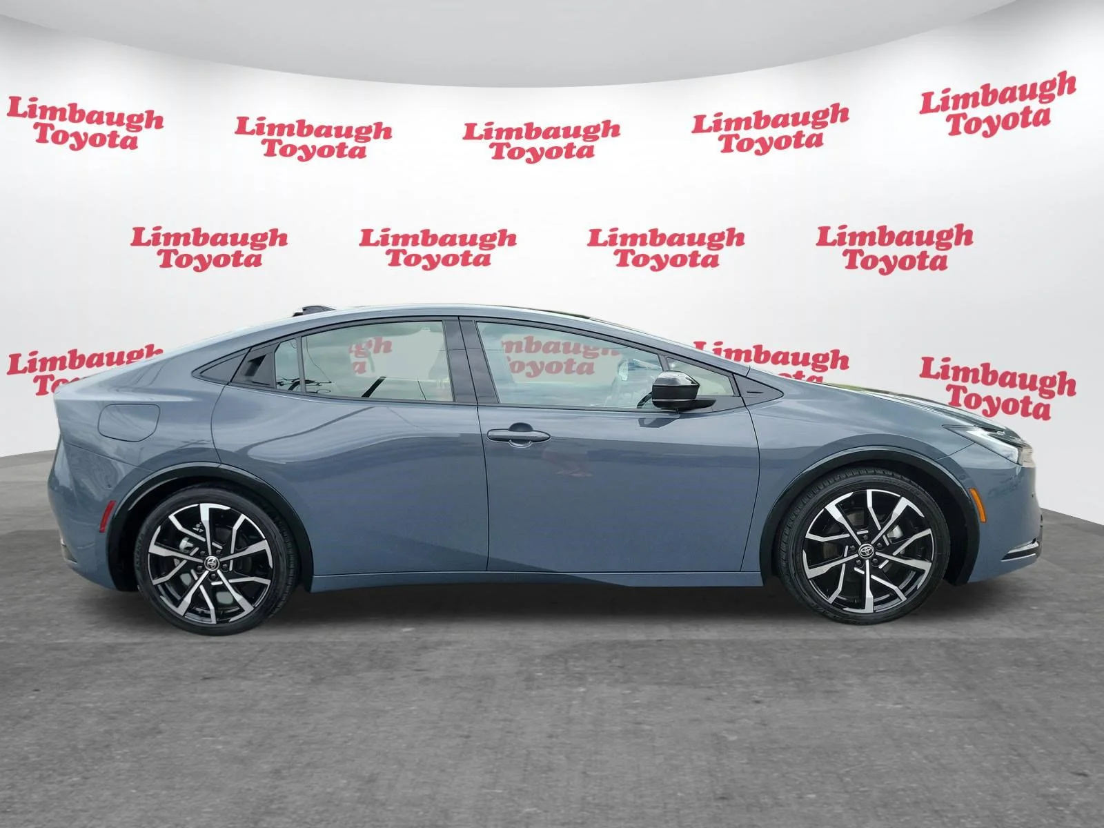 Used 2024 Gray Toyota XSE Premium image 24
