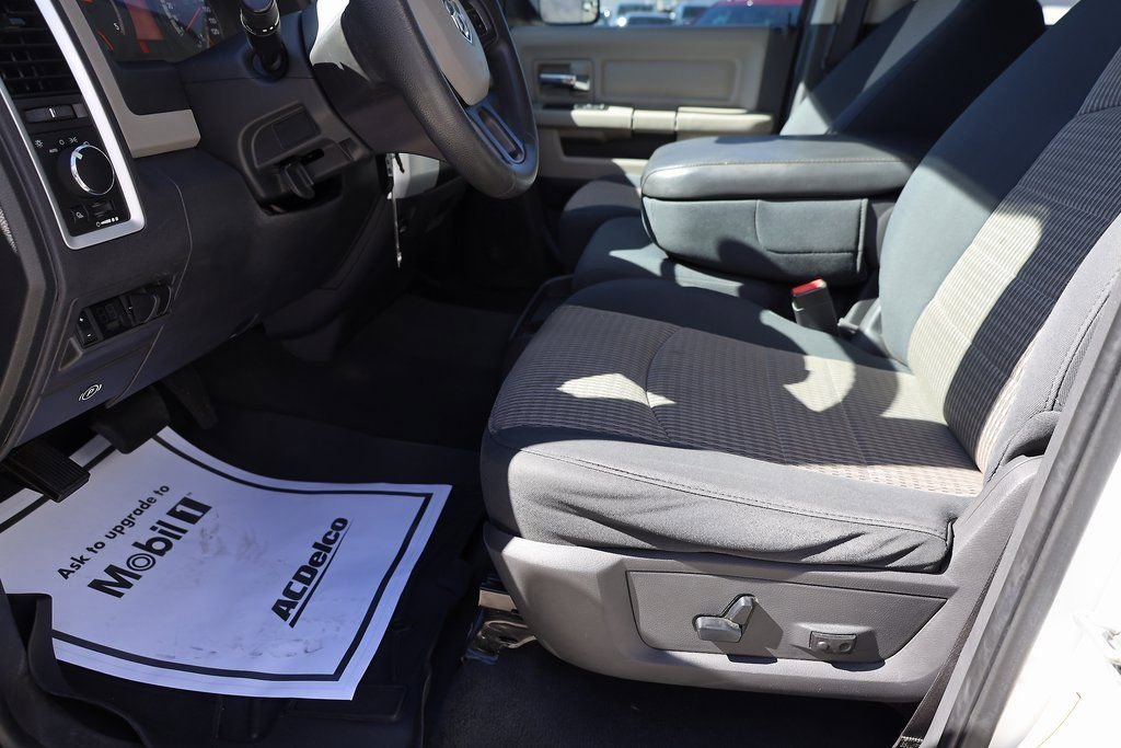 Used 2012 Bright White Ram SLT image 11