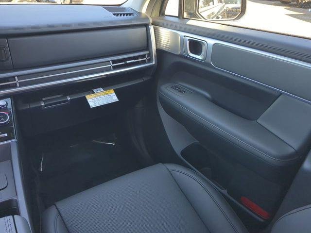 2025 Hyundai Santa Fe SEL - Photo 16