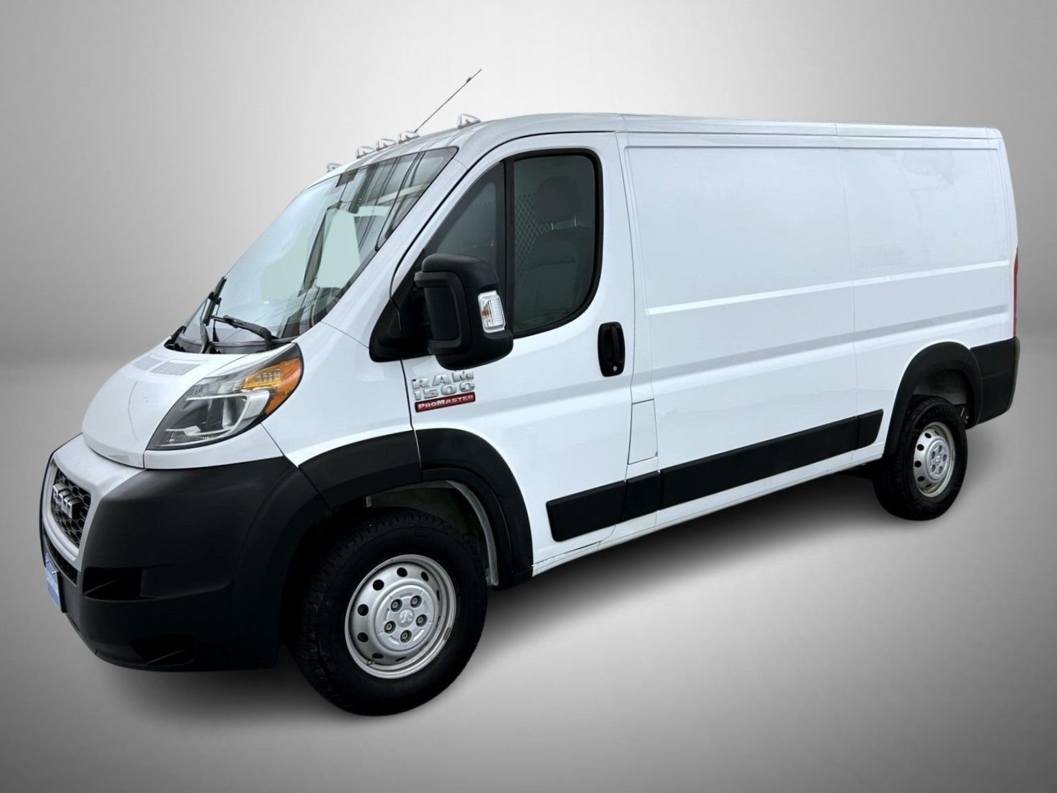 Used 2021 White Ram Low Roof image 1