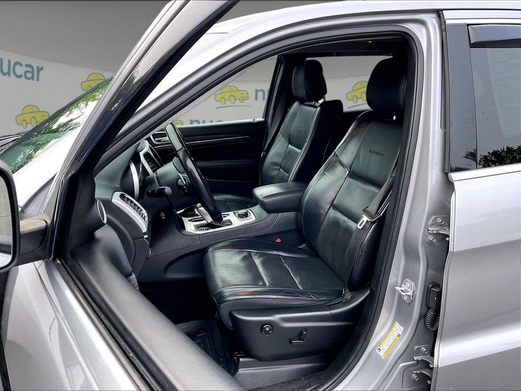 Used 2018 Billet Silver Metallic Clearcoat Jeep Summit image 10