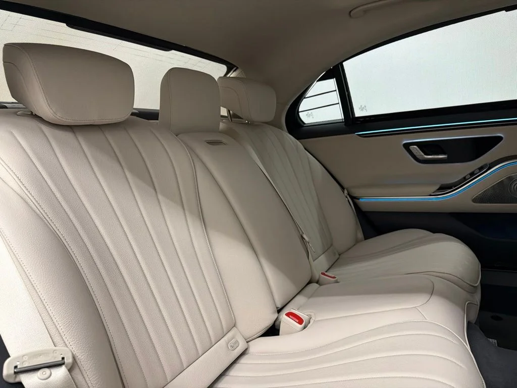New 2027 White Mercedes-Benz S 500 image 28