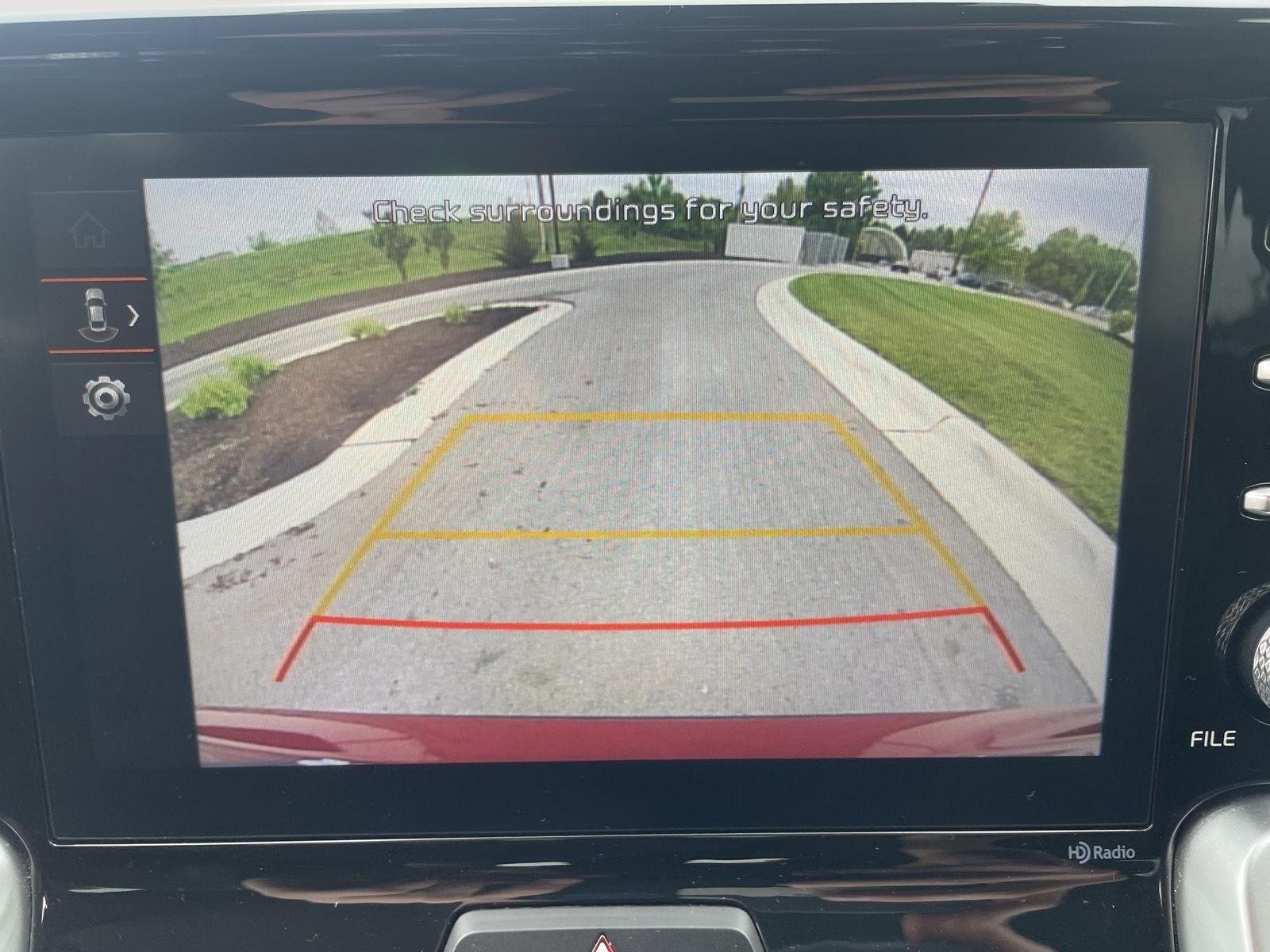 Used 2022 Passion Red Tintcoat Kia LX image 23