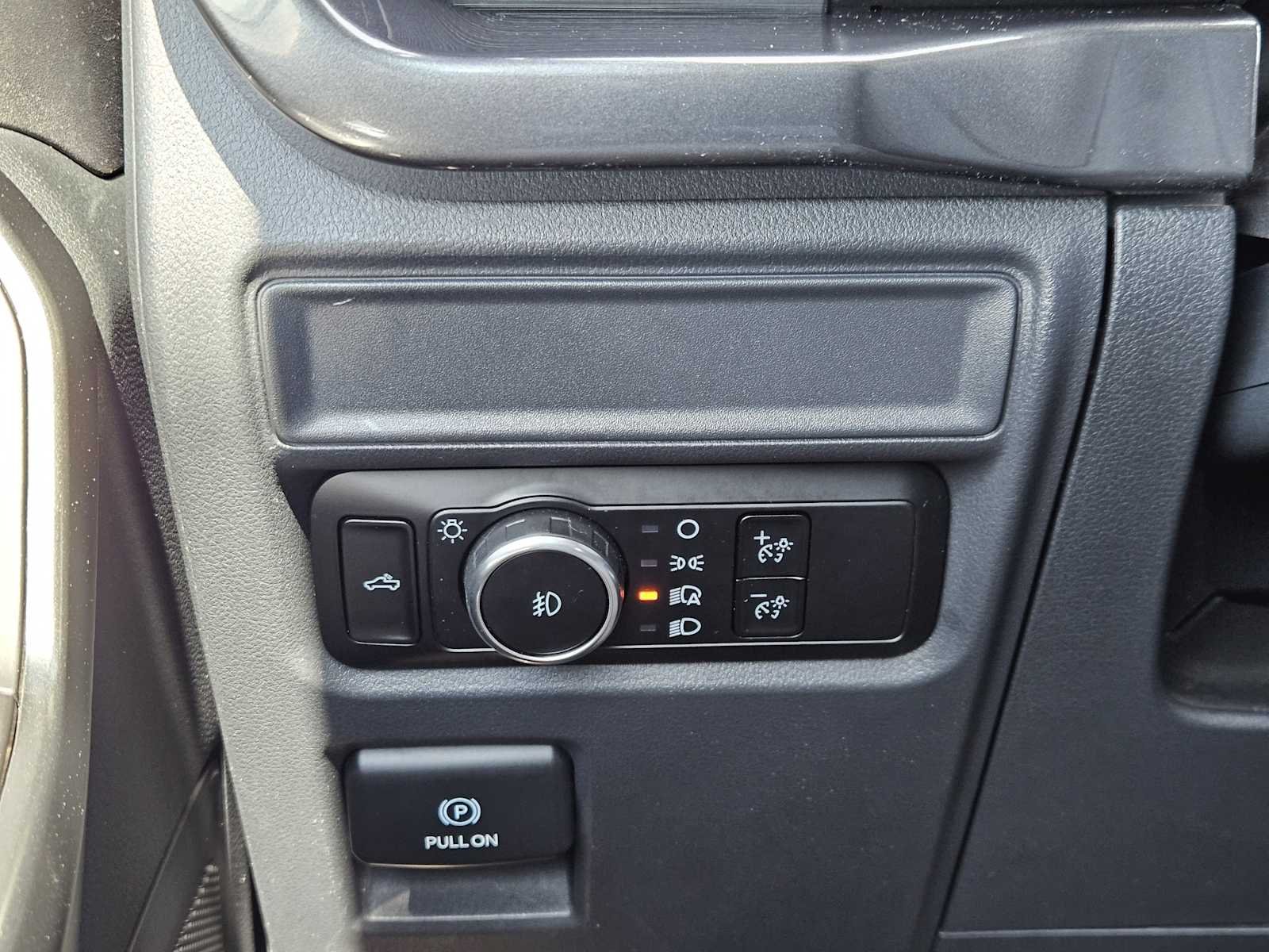 Used 2023 Avalanche Gray Ford XL image 20