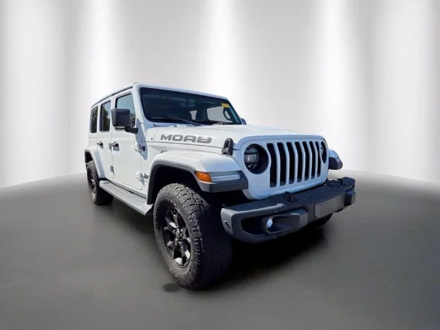 Used 2018 Bright White Clearcoat Jeep Unlimited Sahara image 5