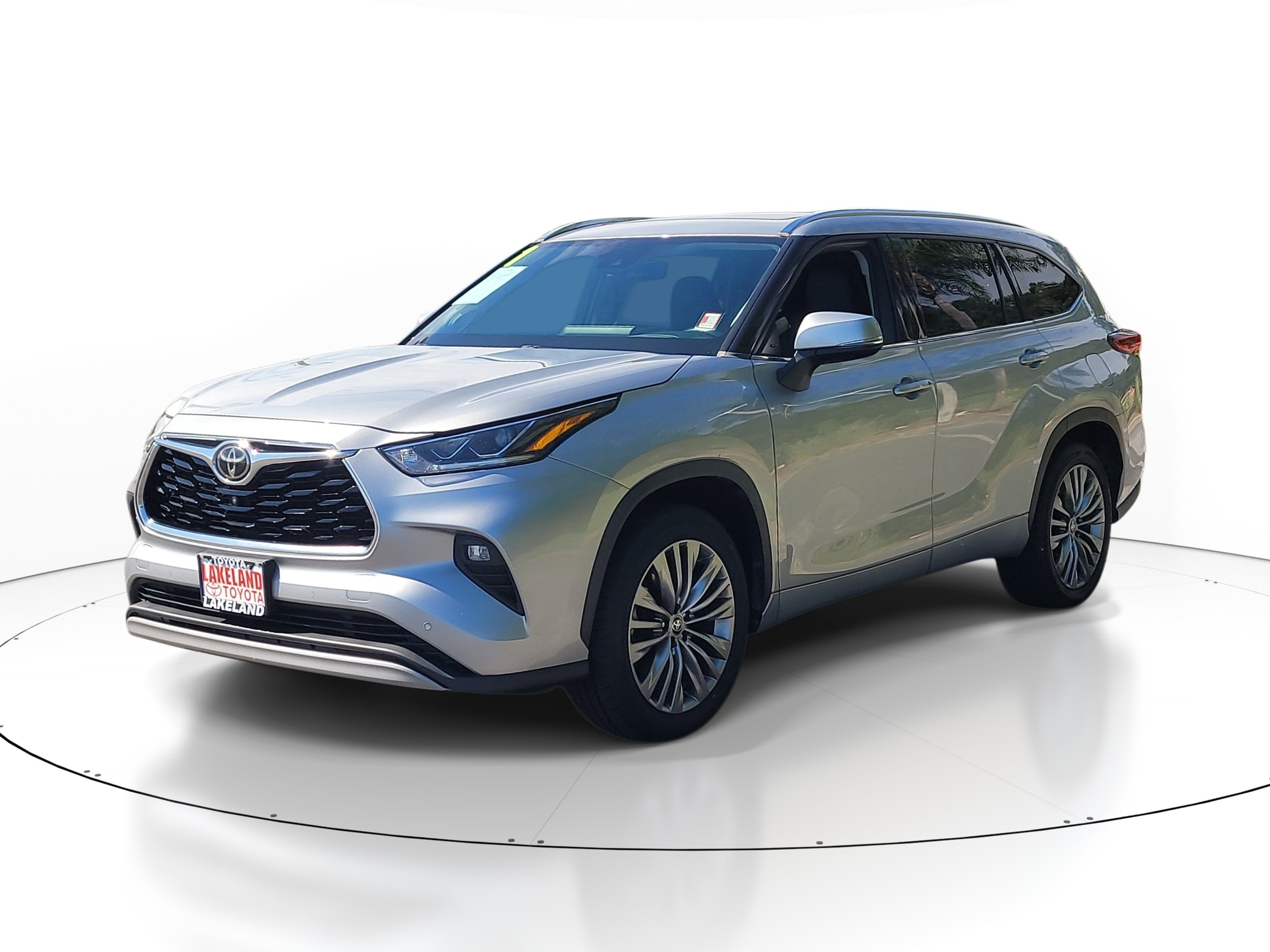 Used 2021 Celestial Silver Metallic Toyota Platinum image 3