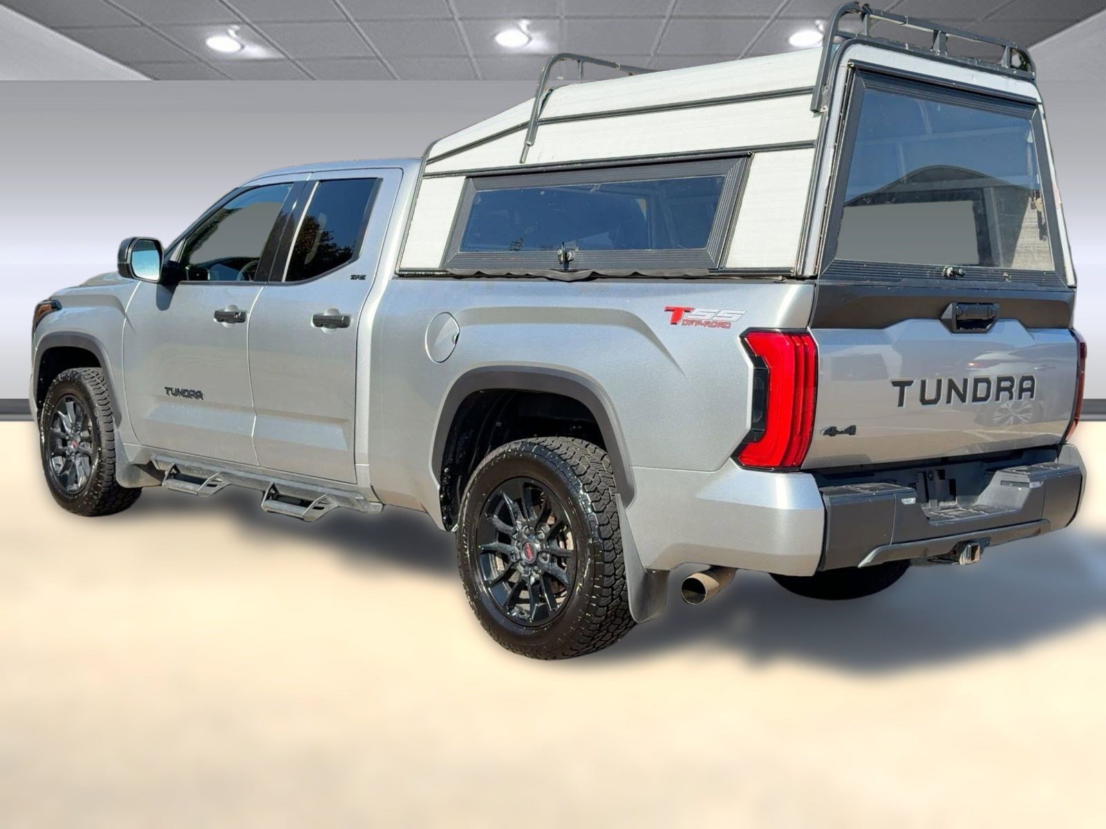 2022 Toyota Tundra SR5 photo 3