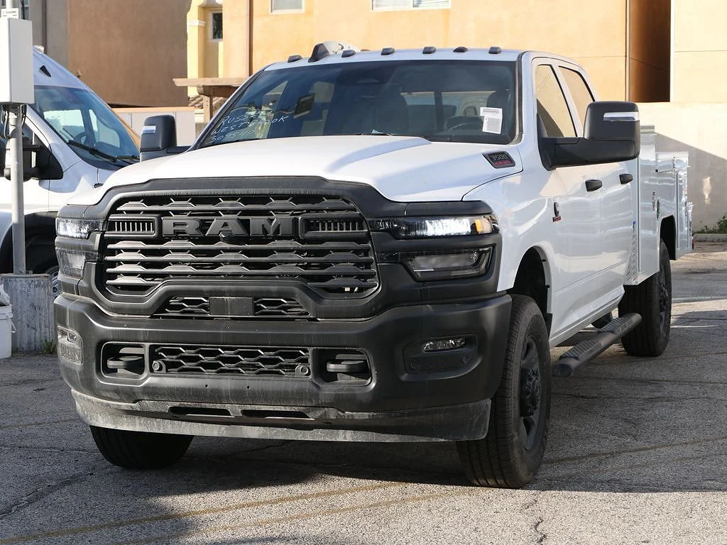 2026 RAM 3500 Tradesman - Photo 7