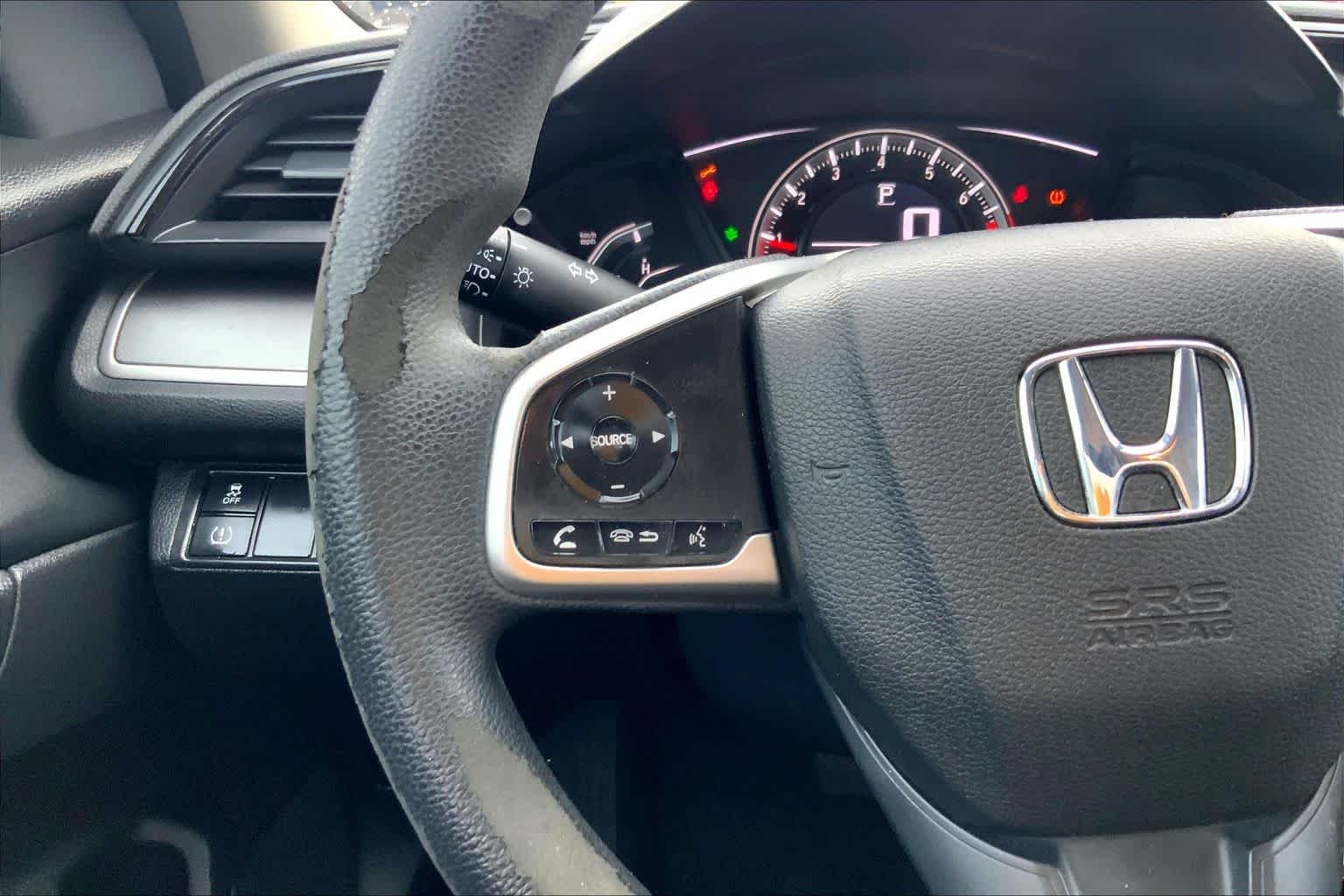 Used 2016  Honda LX image 23