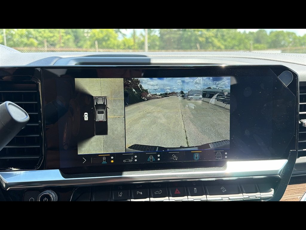 New 2026 Lakeshore Blue Metallic Chevrolet LT image 19