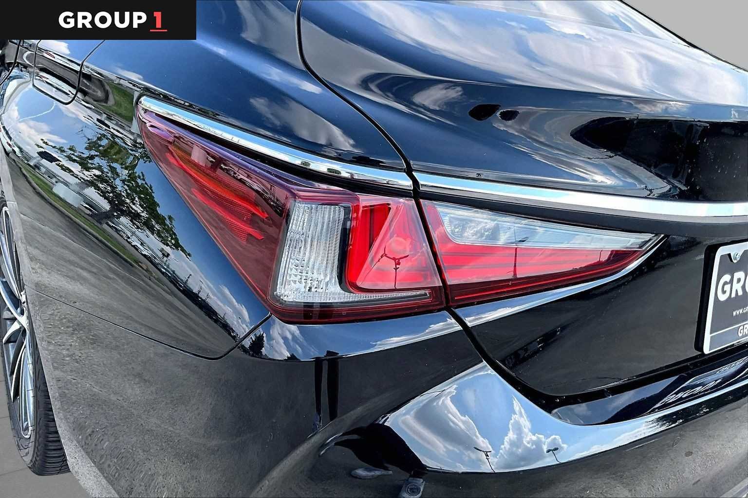 Certified Used 2024 OBSIDIAN Lexus  image 26